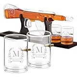 Maverton Decanter per whisky in vetro a forma di fucile - incisione personalizzata - Caraffa in vetro da 800 ml + 4 bicchieri whisky da 300 ml - Set bicchieri -...
